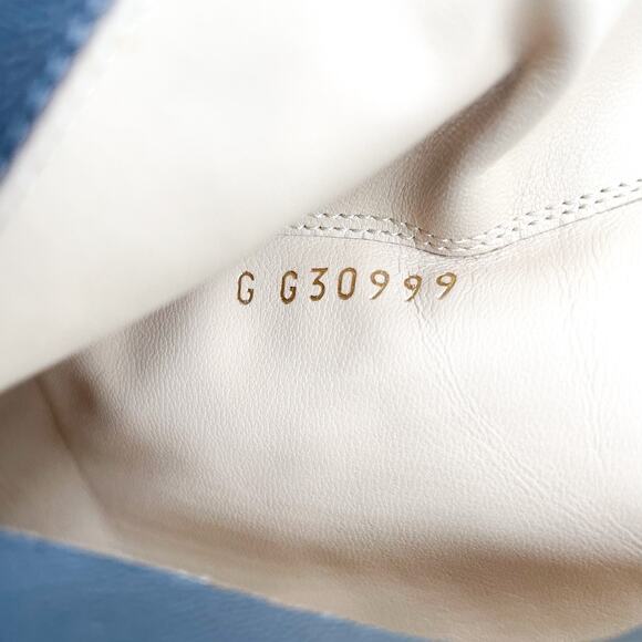 Chanel Camellia Flower Booties Gray Leather CC Logo Ankle Heels Sz 38.5 / 8.5 - Picture 14 of 14